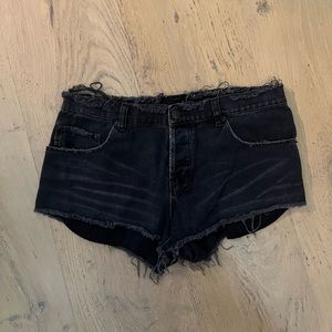 Kaubi black denim shorts size 29